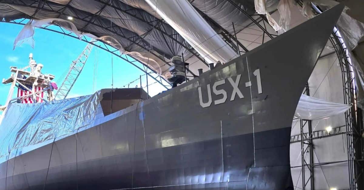 USX-1 Defiant — view 3