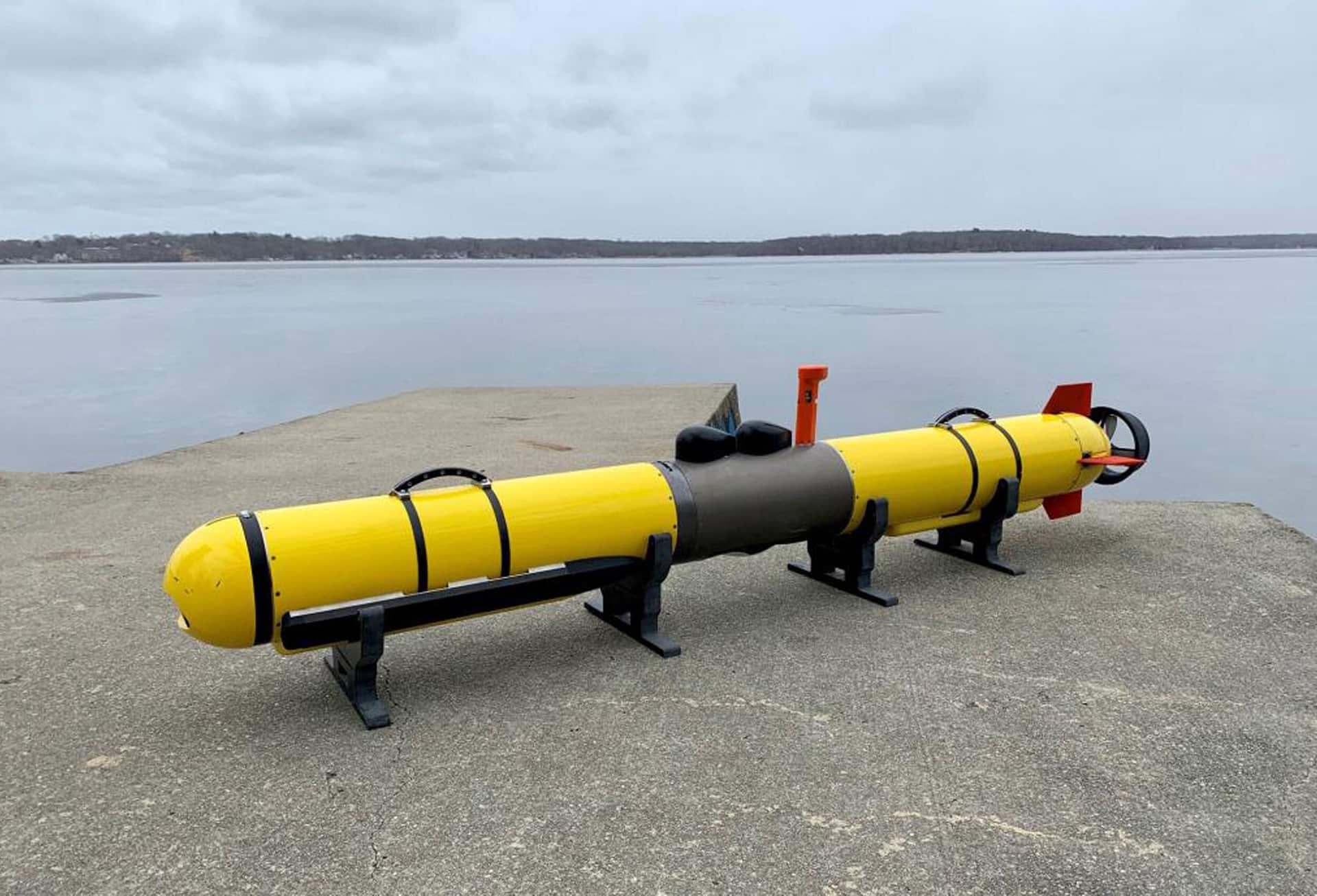 Iver4 900 AUV